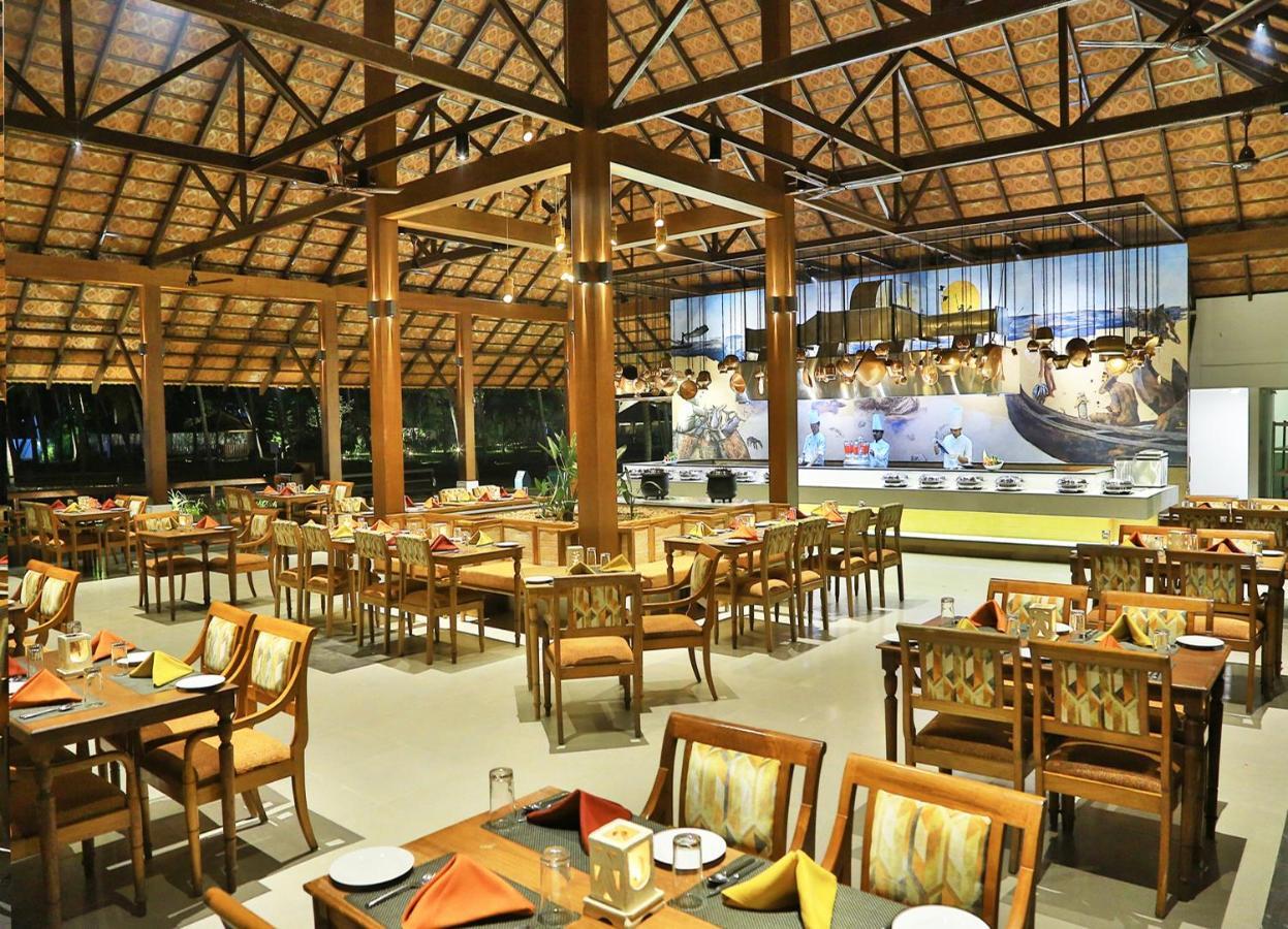 เอสชัวรี สโรวร ปอร์ติโก ปูวาร์ ไอส์แลนด์ Hotel Poovar ภายนอก รูปภาพ