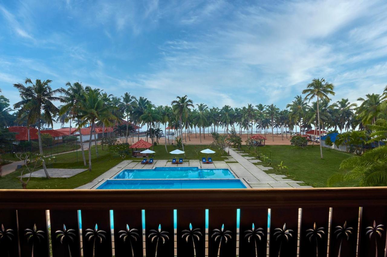 เอสชัวรี สโรวร ปอร์ติโก ปูวาร์ ไอส์แลนด์ Hotel Poovar ภายนอก รูปภาพ